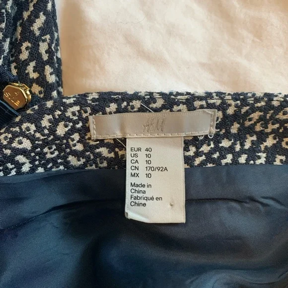 H&M | Navy and Cream Dress​ - Picture 4 of 8